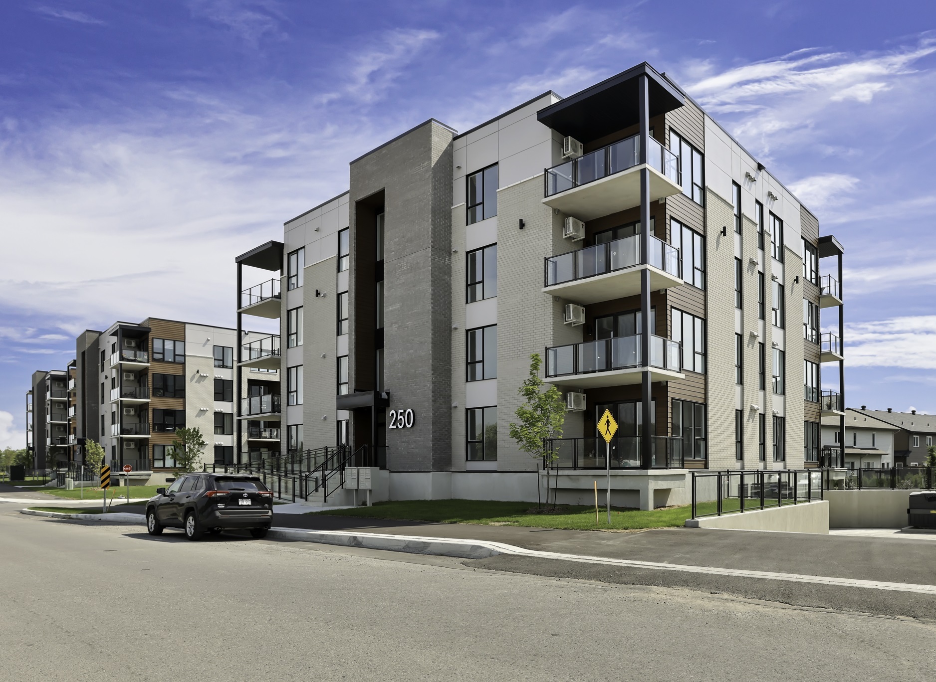 250 Rue Nancy-Elliott, Gatineau, QC J9H0M5, Canada — photo 1