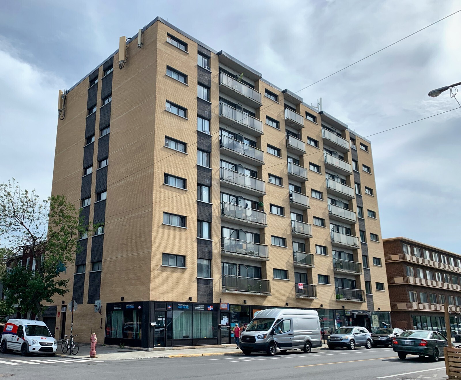 1150 Rue Bélanger, Montréal, QC H2S 1H5, Canada — photo 3