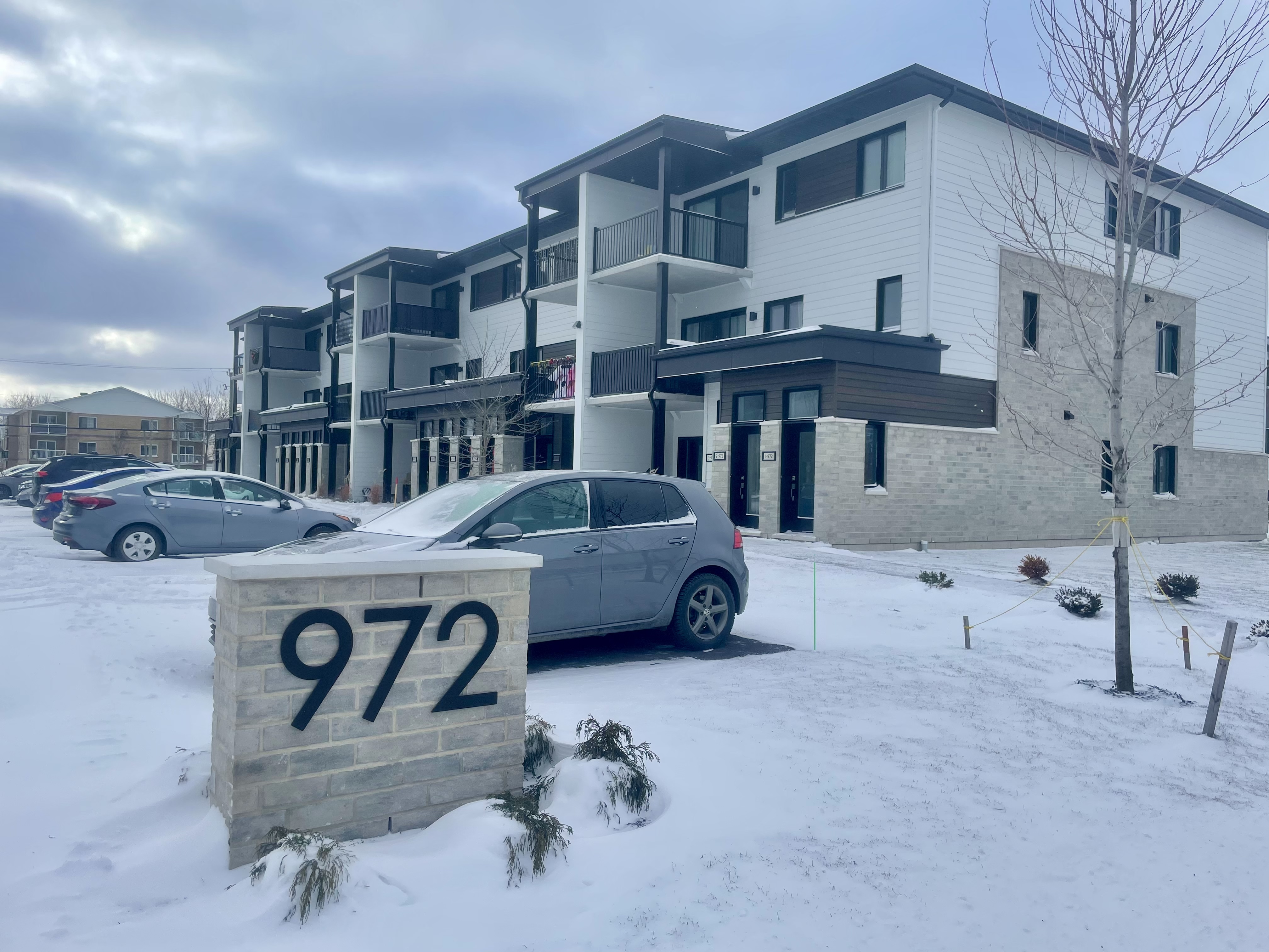 972 Rue du Verbe-Divin, Granby, QC J2J 0W2, Canada — photo 3
