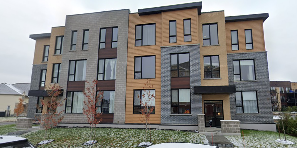 128 Rue du Doré-Jaune, Terrebonne, QC J6V1B6, Canada — photo 2