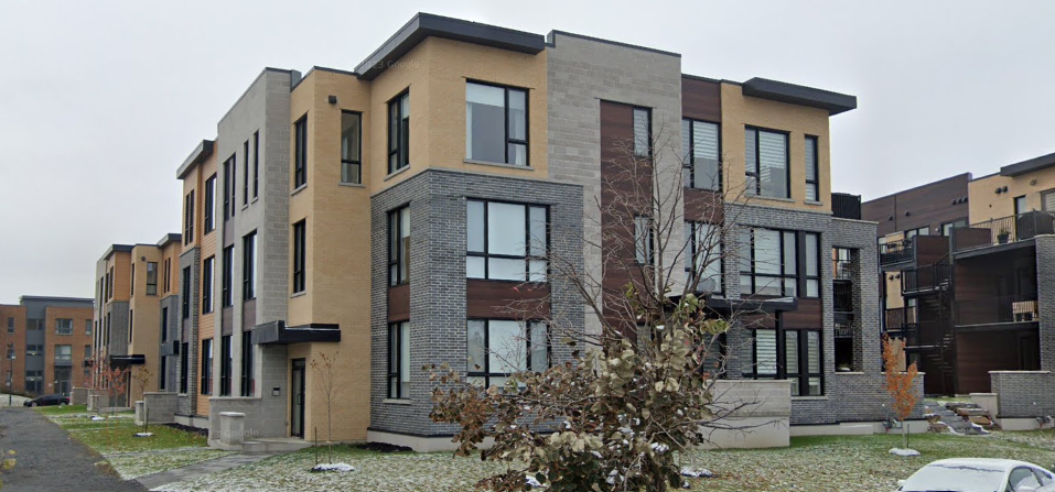 136 Rue du Doré-Jaune, Terrebonne, QC J6V 0E5, Canada — photo 2