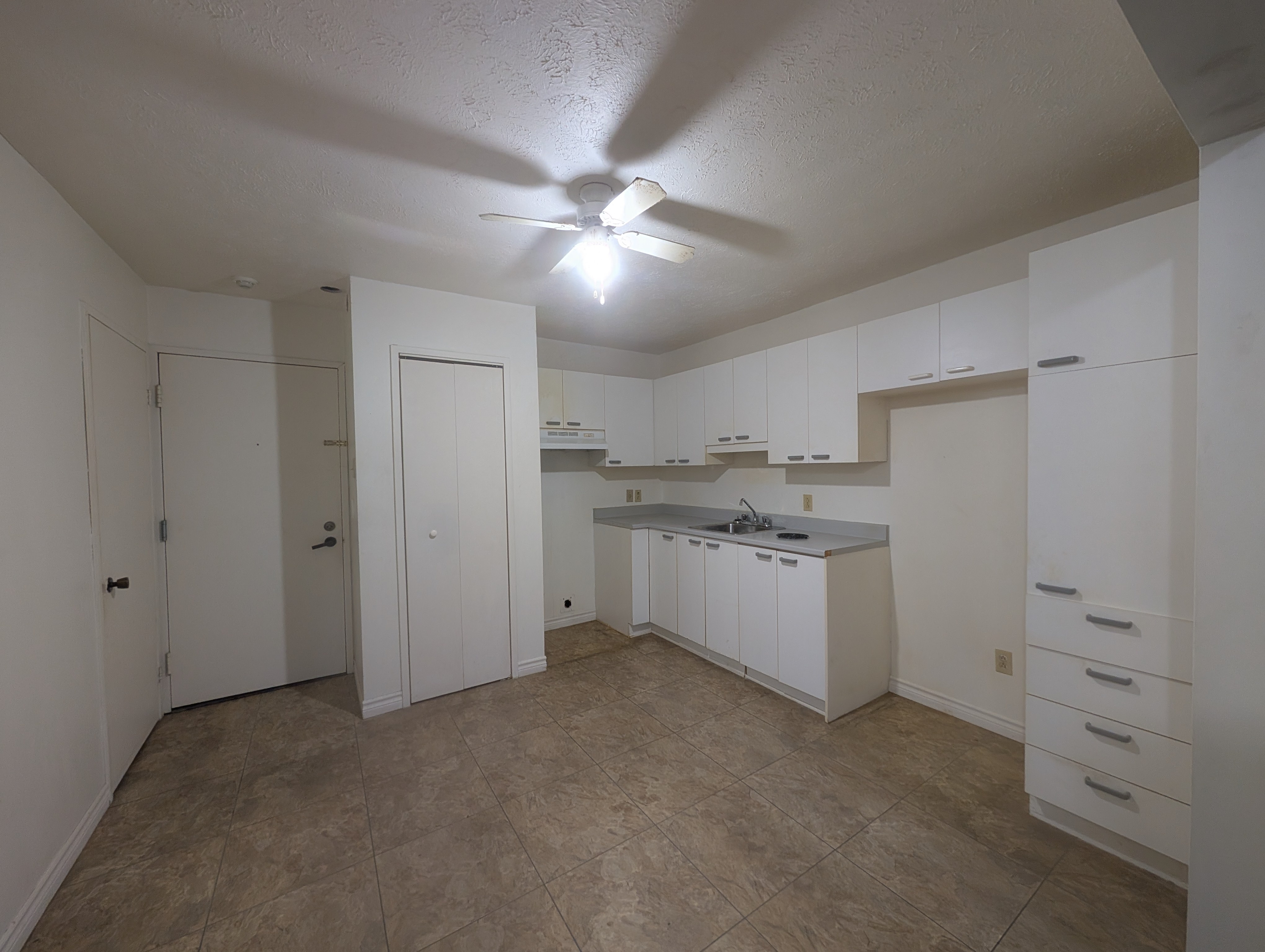 332 Rue Massé, Granby, QC J2J 1V7, Canada — photo 1