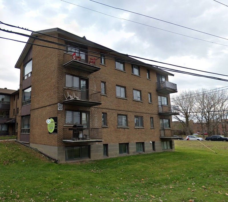 812 Avenue Dawson — photo 1