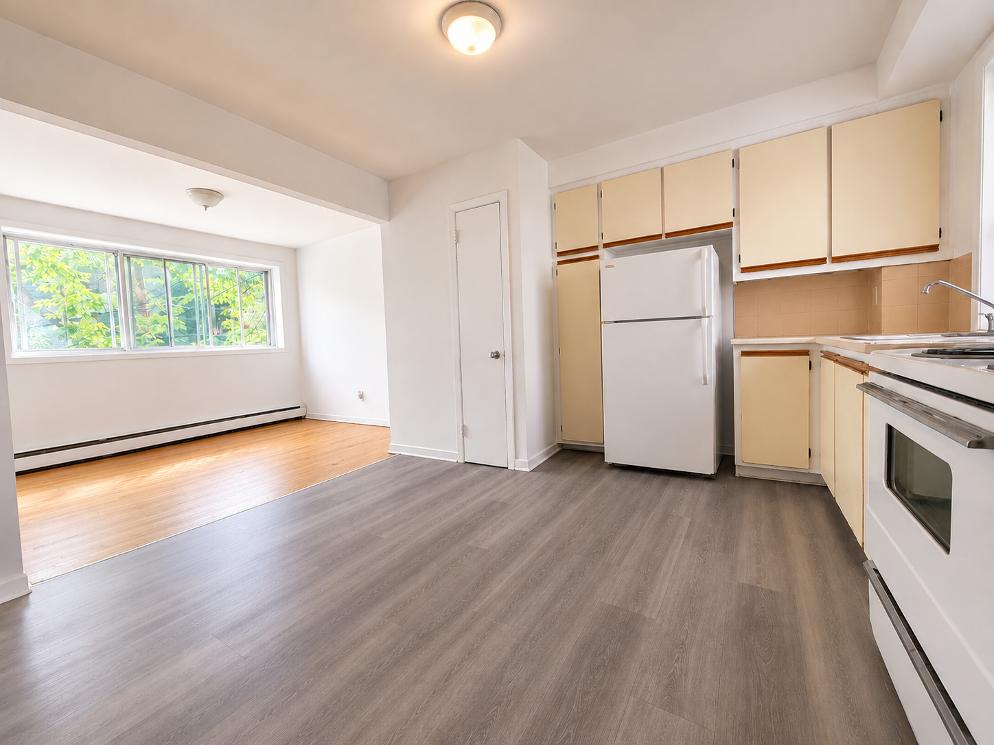 5220 6e Avenue — photo 1